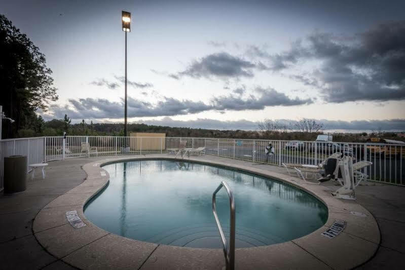 Best Western Dothan Inn & Suites Εξωτερικό φωτογραφία